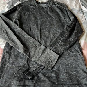 Lululemon long sleeve tshirt